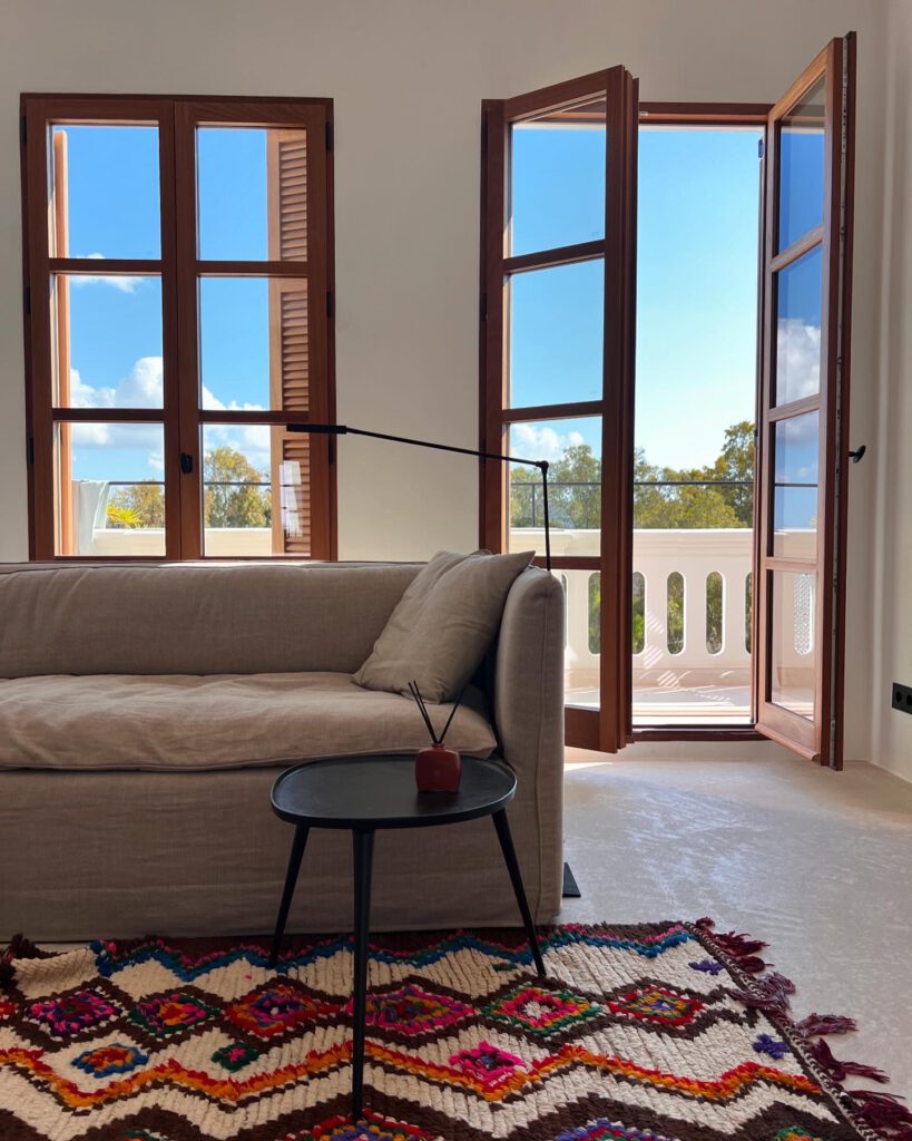 verbouwing en ontwerp van vakantiewoning ibiza eivissa oude stad